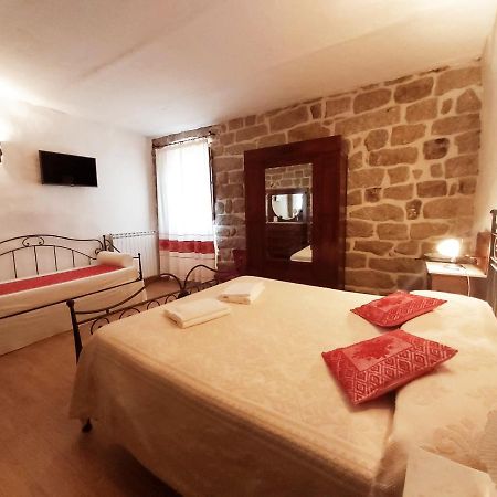 Al Vecchio Corso B&B Tempio Pausania Bagian luar foto