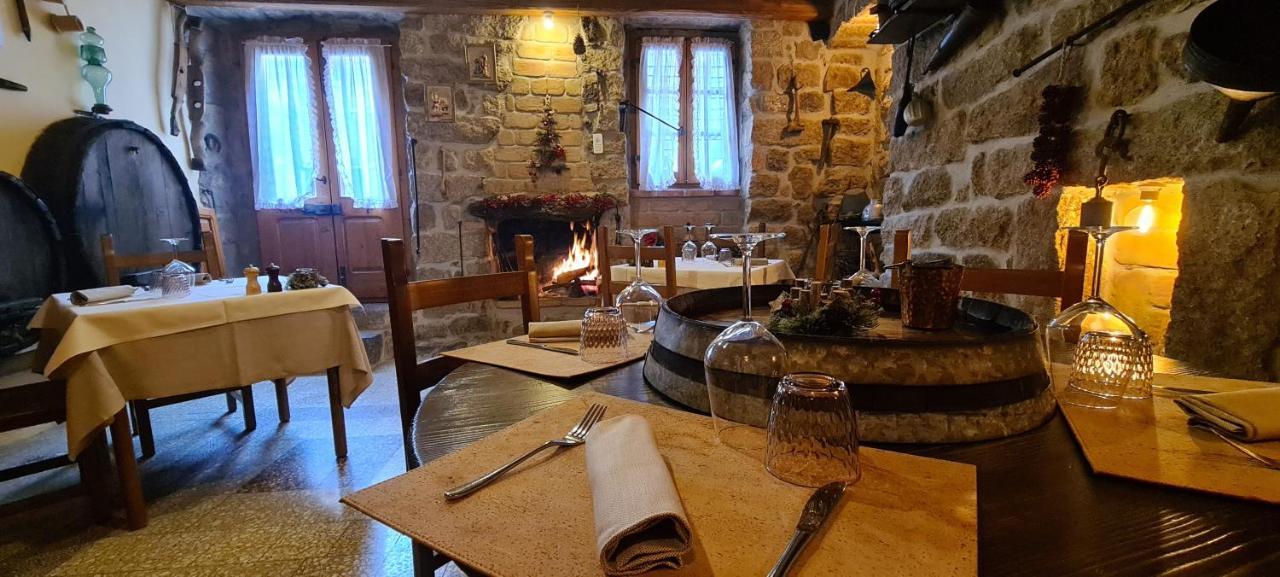 Al Vecchio Corso B&B Tempio Pausania Bagian luar foto