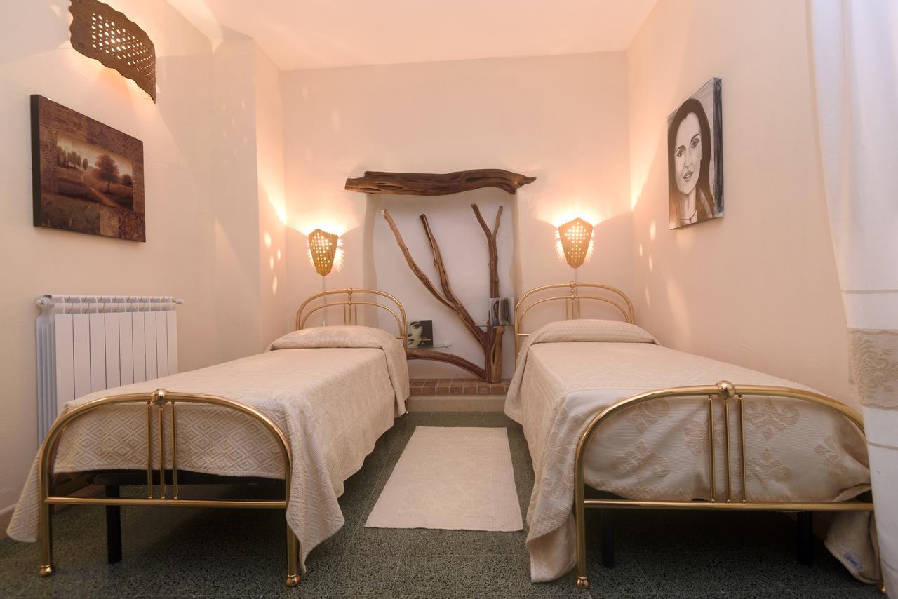 Al Vecchio Corso B&B Tempio Pausania Bagian luar foto