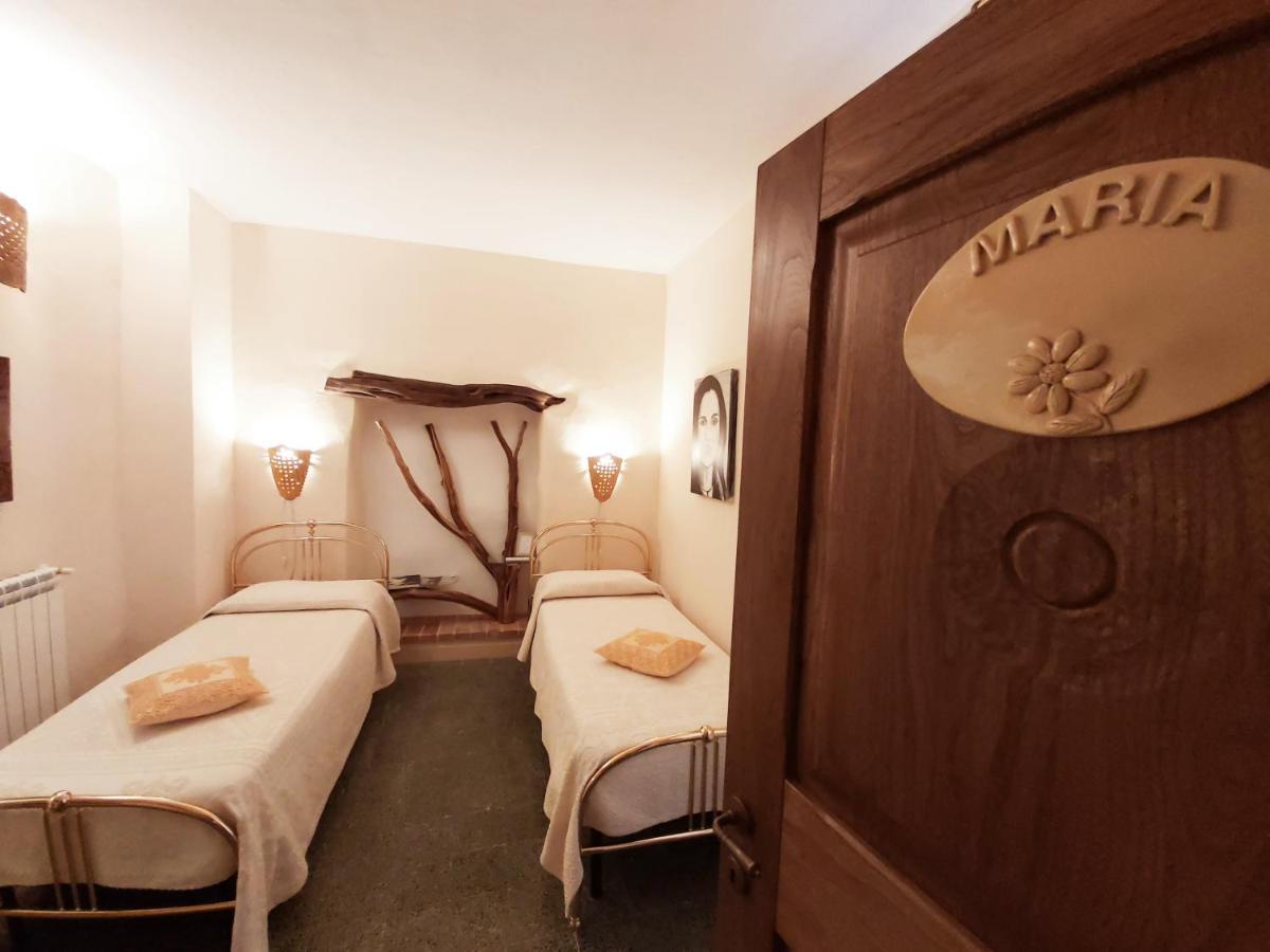 Al Vecchio Corso B&B Tempio Pausania Bagian luar foto